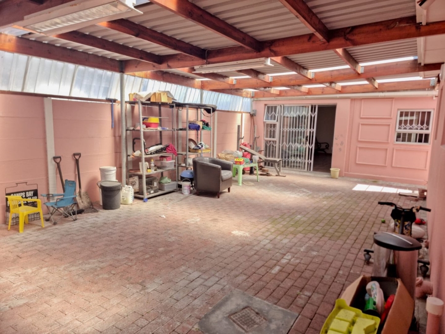 4 Bedroom Property for Sale in Turf Hall Estate Western Cape